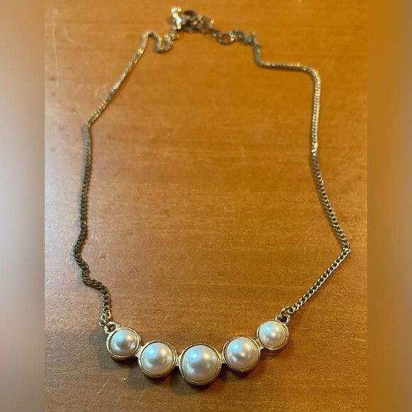 Vintage Gold Tone Faux Pearl Statement Necklace Chain 5 Bead Bridal Classic 18" - Picture 1 of 4
